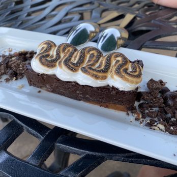 DANCIN Vineyards - Smoked S'mores - Wineries Near Me - Medford, Oregon