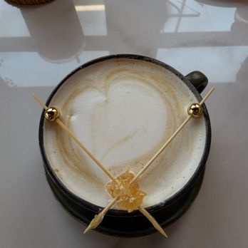 Alma Viva - Honeycomb Coffee Latte - Bakeries Near Me - Nashville, Tennessee Alma Viva - Honeycomb Coffee Latte - Bakeries Near Me - Nashville, Tennessee