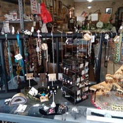 The Rusty Red Rose - Discounted jewelry