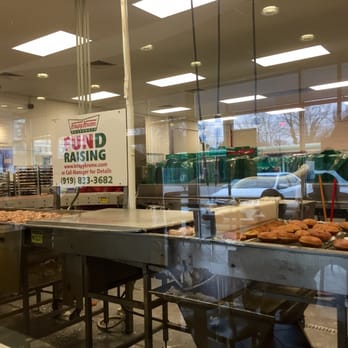 Krispy Kreme - Making the donuts - Donuts Near Me - Raleigh, North Carolina