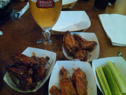 Buffalo Wild Wings by null