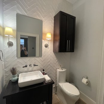 Prime House Painting - After: neutral colors in powder bath! Thank you!! - Painters Near Me - Houston, Texas Prime House Painting - After: neutral colors in powder bath! Thank you!! - Painters Near Me - Houston, Texas