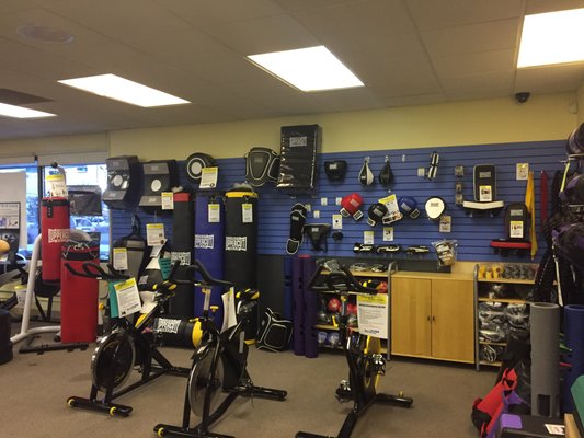 physique fitness store