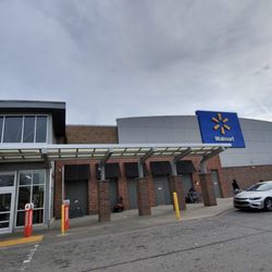 Walmart Supercenter - Storefront