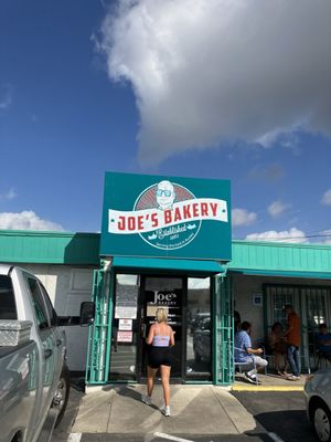 Joe’s Bakery & Coffee Shop by null