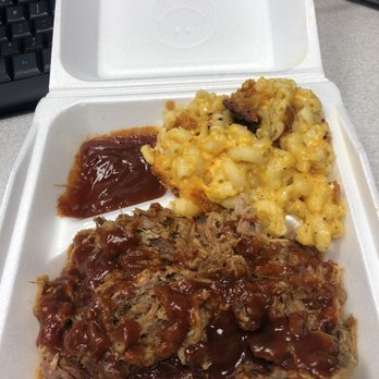 Soul Truckin Good - bbq pork and mac and cheese - Barbeque Near Me Soul Truckin Good - bbq pork and mac and cheese - Barbeque Near Me