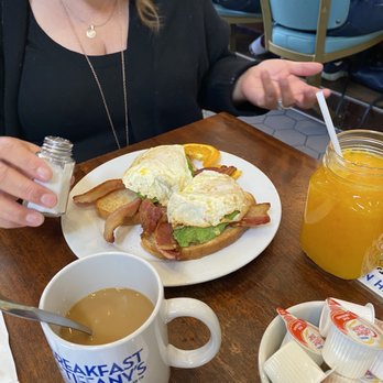 Breakfast at Tiffany's - Diners Near Me - San Francisco, California