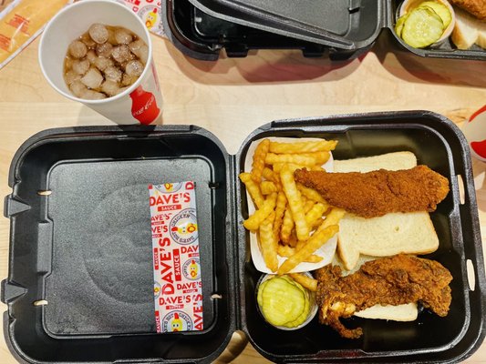 Dave’s Hot Chicken by null