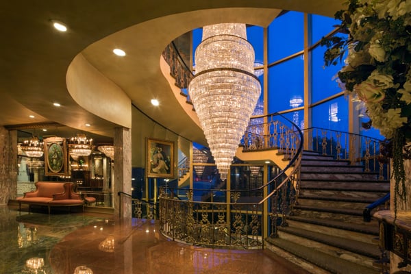 Leonard's Palazzo by null