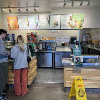 Jamba - a couple of people standing at a counter in a fast food restaurant - Juice Bars & Smoothies Near Me - Happy Valley, Oregon Jamba - a couple of people standing at a counter in a fast food restaurant - Juice Bars & Smoothies Near Me - Happy Valley, Oregon