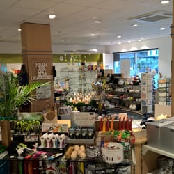 Stil und Ambiente - Das helle und freundliche Ambiente läd zum Stöbern ein