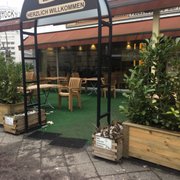 Foto zu Cafe Peri - Berlin, Deutschland. Von draußen