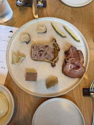 Cabaret L'enfer by null Cabaret L'enfer by null