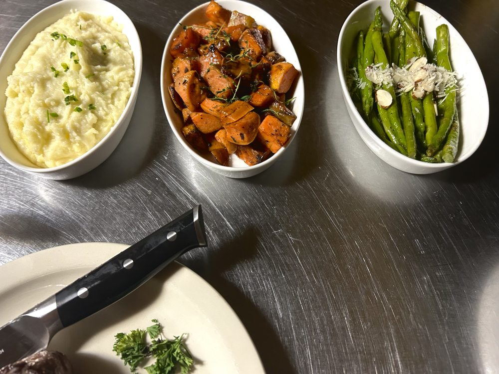 Stone's Steakhouse Logo