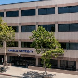 Angeles University