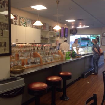 Lofty Pursuits - Old time feel - Ice Cream & Frozen Yogurt Near Me - Tallahassee, Florida