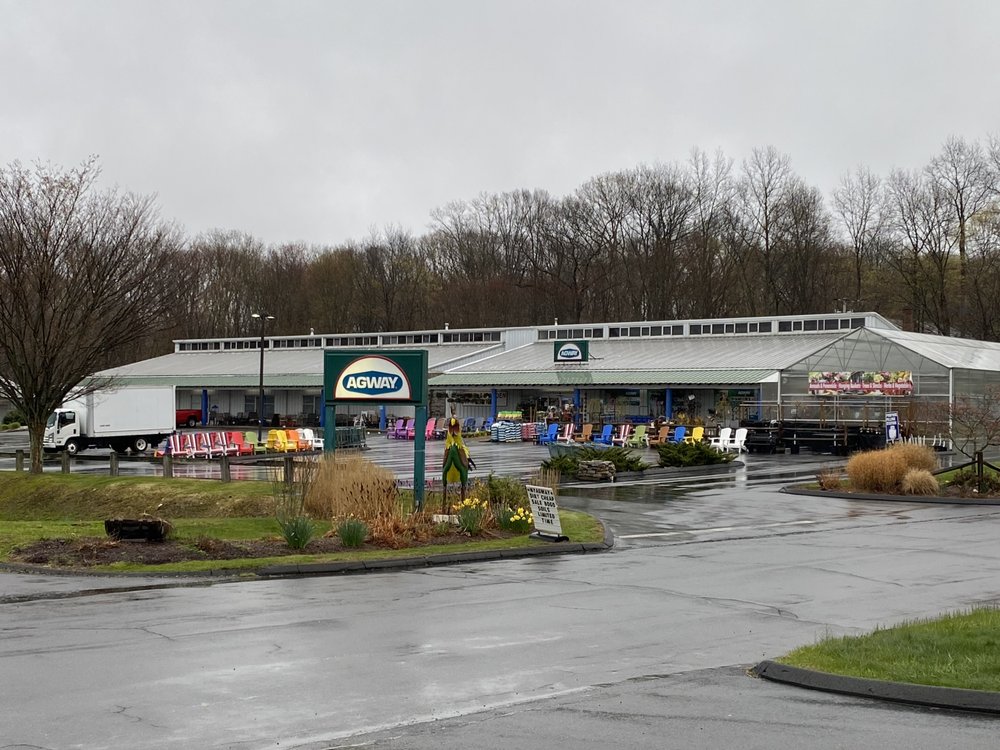 SMITHLAND PET & GARDEN CENTER FORMERLY AGWAY OF NORTH BRANFORD