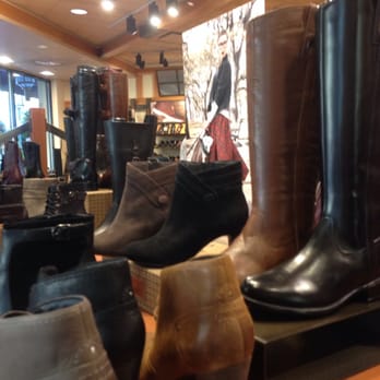 Clarks - Shoe Stores Near Me - Walnut Creek, California Clarks - Shoe Stores Near Me - Walnut Creek, California