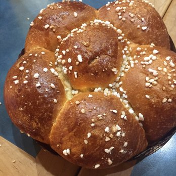 Fendu Boulangerie - Bakeries Near Me - Honolulu, Hawaii