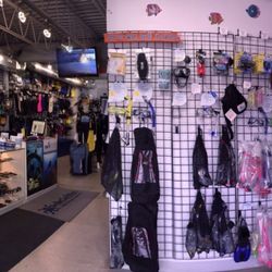 The Dive Outfitters - Huge selection of gear for scuba diving and snorkeling.