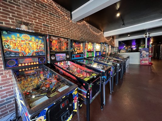 LEVEL 256 CLASSIC ARCADE BAR - Updated December 2025 - 36 Photos & 34 ...