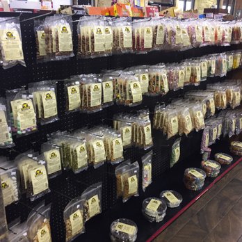 Texas  Best Smokehouse - A wide selection of branded nuts and candy - Barbeque Near Me - Italy, Texas