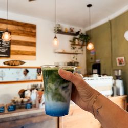 Mele Mele Bakery - Blue coconut matcha