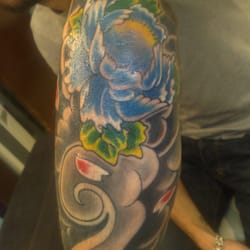 Spikes Tattooing & Piercing