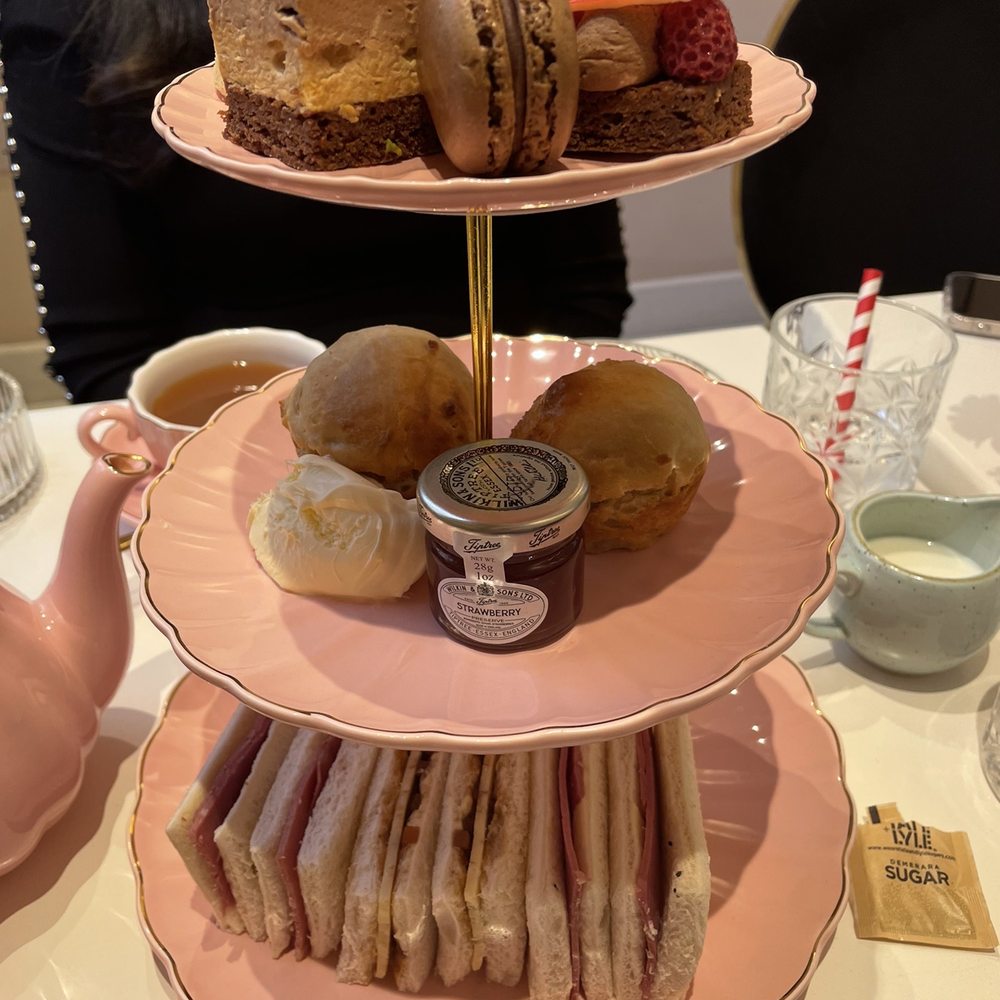 Afternoon tea Afternoon tea