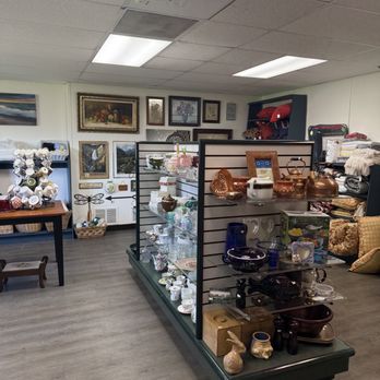 Hawkins Corner Thrift Shop - Thrift Stores Near Me - Eugene, Oregon