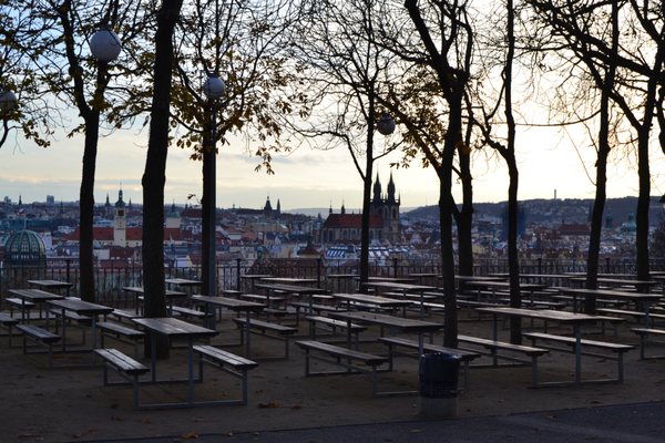Letenský zámeček a zahrádky na Letné by null