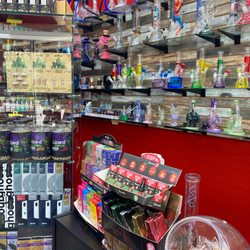 Vape City - Shamar was great and showed us around !