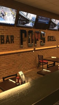 Pop's Bar and Grill by null
