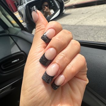 Coco Luxe Nails - Eyelash Service Near Me - Santa Monica, California