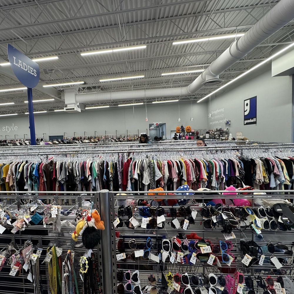 Goodwill - Thrift Stores Near Me - Kissimmee, Florida Goodwill - Thrift Stores Near Me - Kissimmee, Florida