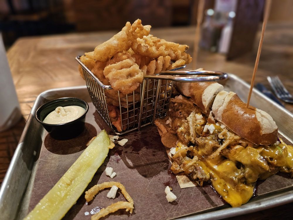 GUY FIERI’S AMERICAN KITCHEN + BAR - Updated July 2025 - 186 Photos - Guy Fieri's American Kitchen Bar Cancún