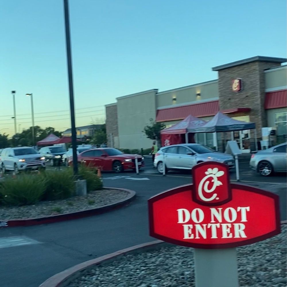 Chick-fil-A - Long Drive thru - Fast Food Near Me - Folsom, California Chick-fil-A - Long Drive thru - Fast Food Near Me - Folsom, California