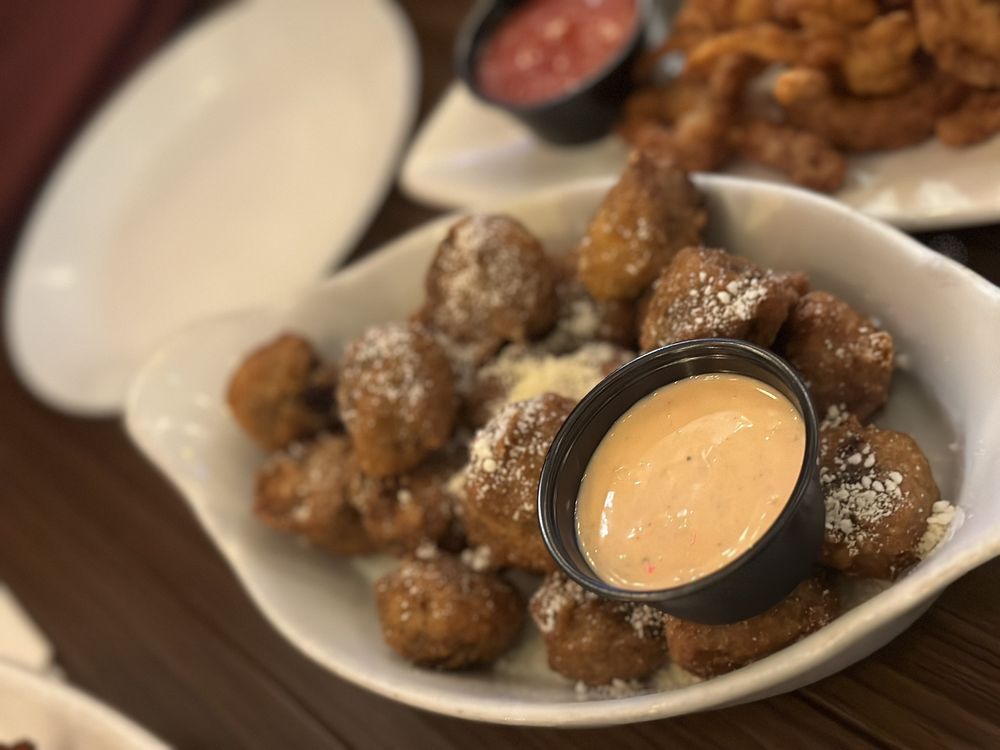 KNB Bistro — Del Cerro