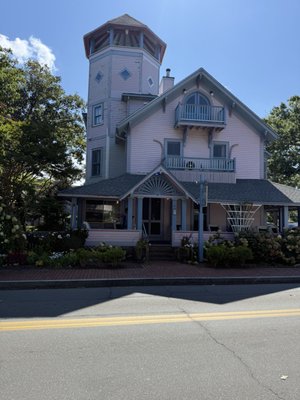The Oak Bluffs Inn by null