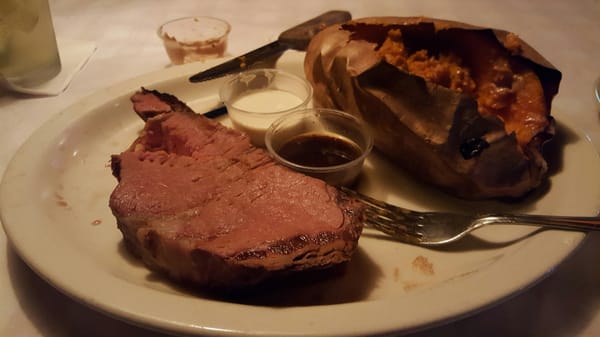 Harry's Steakhouse by null