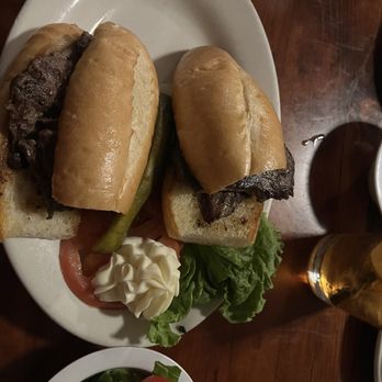 Jamie's Broadway Grille - Filet mig Garlic Steak Sandwich - American Near Me - Sacramento, California Jamie's Broadway Grille - Filet mig Garlic Steak Sandwich - American Near Me - Sacramento, California