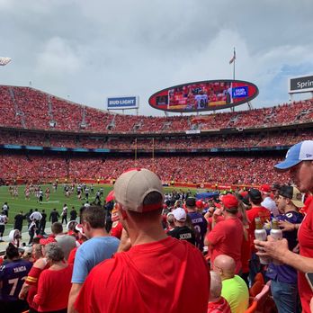 Arrowhead Stadium - Stadiums & Arenas Near Me - Kansas City, Missouri Arrowhead Stadium - Stadiums & Arenas Near Me - Kansas City, Missouri