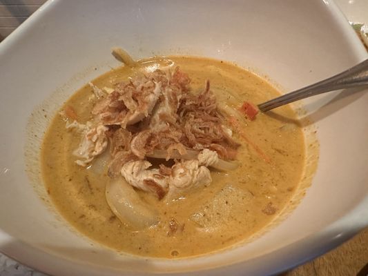 TUE THAI FOOD by null