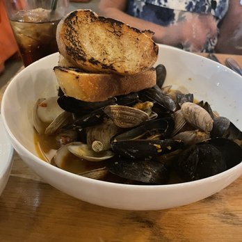 Risibisi - Steamed PEI Mussels and Savory Clams - Italian Near Me - Petaluma, California