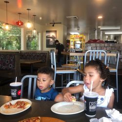 Pizza Hut - Good seating