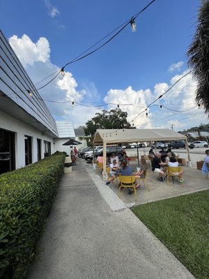Green Truck Neighborhood Pub by null