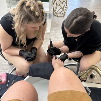 Nail Haus - Maddie & Marissa - Nail Salons Near Me - Bridgeville, Pennsylvania