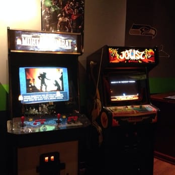 MVP's - Old School arcade - Sports Bars Near Me - Edmonds, Washington