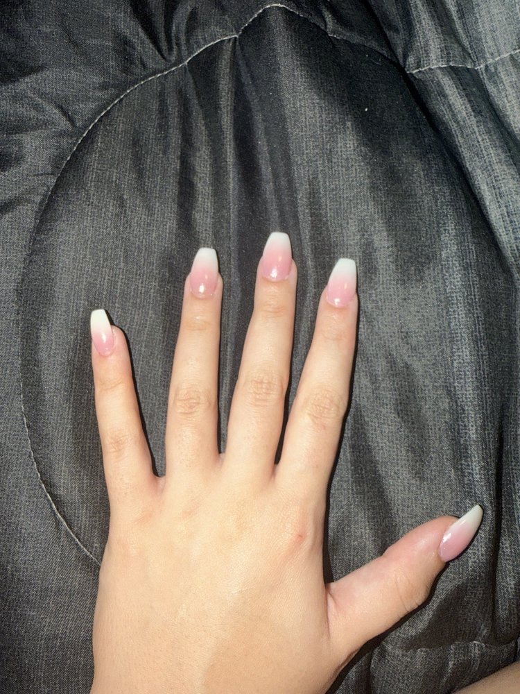 Blu Nail Spa Logo