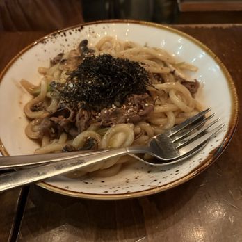 KINKA IZAKAYA ORIGINAL - Stir-Fried Beef Udon. Star meal. Great umami and flavor. Beef perfectly cooked - Japanese Near Me - Toronto, Ontario KINKA IZAKAYA ORIGINAL - Stir-Fried Beef Udon. Star meal. Great umami and flavor. Beef perfectly cooked - Japanese Near Me - Toronto, Ontario